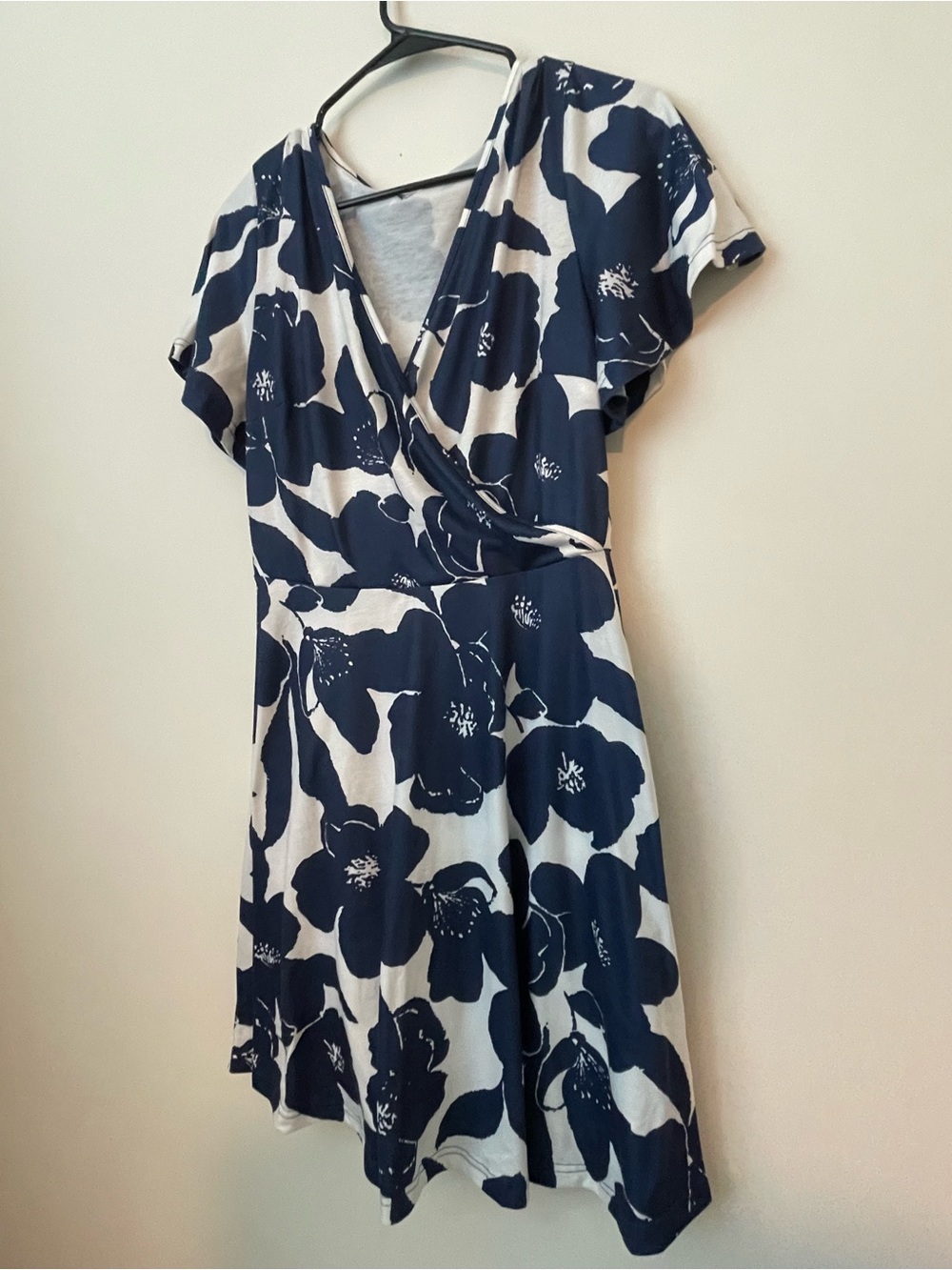 Navy Blue White Floral Short Sleeve Faux Wrap Midi Dress Women Sz Medium Ouges
